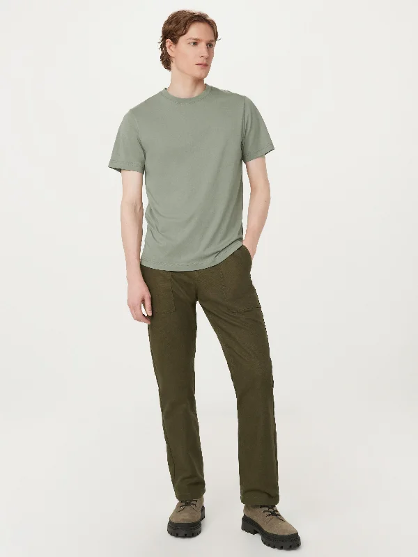 The Essential Slim T-Shirt in Vetiver Green